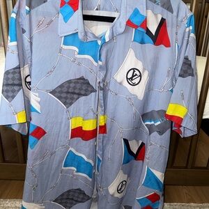 LV shirt